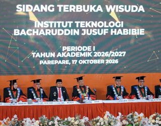 Hadiri Wisuda ITH Habibie, Tasming Hamid Ajak Generasi Muda Berani Berinovasi dan Ciptakan Karya Nyata