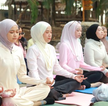 Meriahkan HUT ke-74 KALLA, Bugis Waterpark Ajak Masyarakat Ikut BWP Nature Yoga