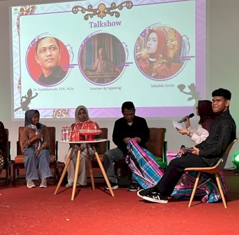 Smart Talk SMARTBAR, Siswa SMA Islam Athirah Bukit Baruga Diajak Paham Kebudayaan