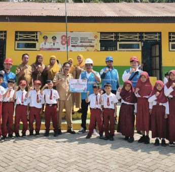 PLN UID Sulselrabar Sediakan Air Bersih untuk Sekolah, Resmikan Dua Sumur Bor di Soppeng