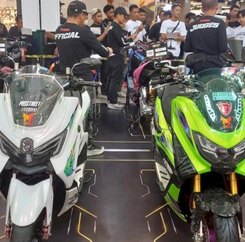 Tak Hanya Adu Modifikasi, CustoMAXi Yamaha di Makassar Juga Tawarkan Promo DP Rendah