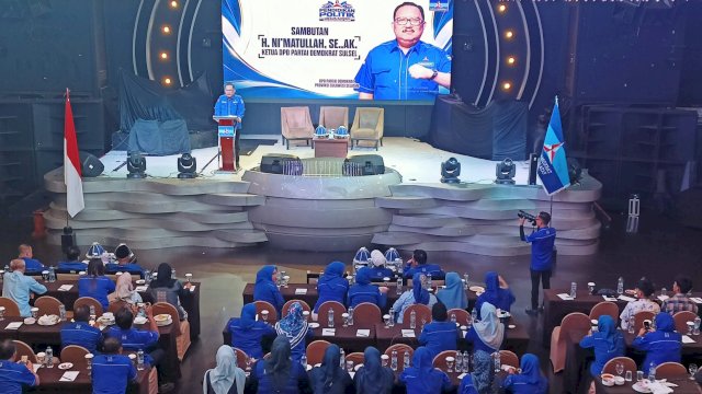 Ketua DPD Demokrat Sulsel, Ni'matullah saat membuka pendidikan politik bagi pengurus Partai Demokrat Sulsel di Hotel Claro Makassar, Kamis (8/10/2026). (Foto: Istimewa)