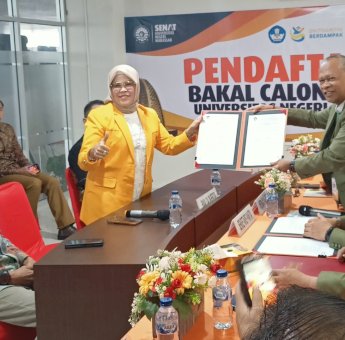 Dorong UNM Jadi Kampus Riset, Prof Hasmyati Jadi Pendaftar Keenam Bacalon Rektor UNM