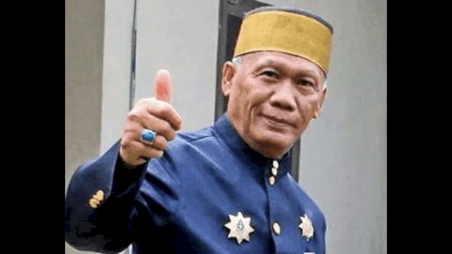 Ket: Datu Luwu H. Andi Maradang Mackulau, S.H., Opu To Bau