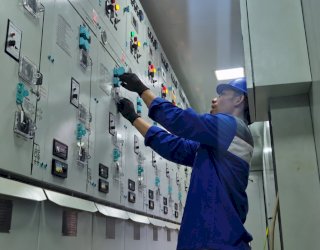 PLN Tambah 62 MW Pembangkit, Perkuat Sistem Kelistrikan Sulbagsel di Momentum Hari Listrik Nasional ke-81