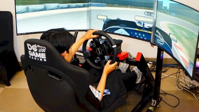 Ragam aktivitas hadir di GIIAS Makassar 2026 yang berlangsung di SMMCC. Pameran otomotif ini pun menjadi pilihan tepat untuk mengisi aktivitas waktu libur. (Dok. GIIAS Makassar) 